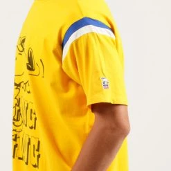 Προϋπολογισμός 🔥 T-Shirts | Μπλούζα κοντό μανίκι Levi's X Snoopy Football Ανδρική Μπλούζα Yellows/Oranges 🌟 -chilly-s Εκπτώσεις levis football tee jogging snoopy go 3