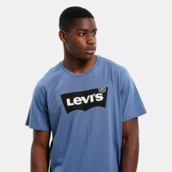 Καλύτερες κριτικές για ❤️ T-Shirts | Μπλούζα κοντό μανίκι Levi's Graphic Crewneck Ανδρικό T-shirt BLUES ❤️ -chilly-s Εκπτώσεις levis graphic crewneck tee bw ssnl c 6