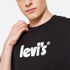 Αγορά ✔️ Levi's T-Shirts | Μπλούζα κοντό μανίκι Levis Poster Logo Ανδρικό T-shirt BLACKS 🤩 -chilly-s Εκπτώσεις levis ss relaxed fit tee poster logo 8